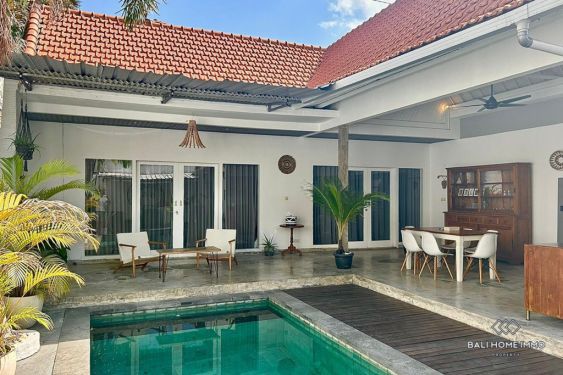 Image 1 from 2 bedroom villa with mezzanine for rent in the center of Berawa Canggu