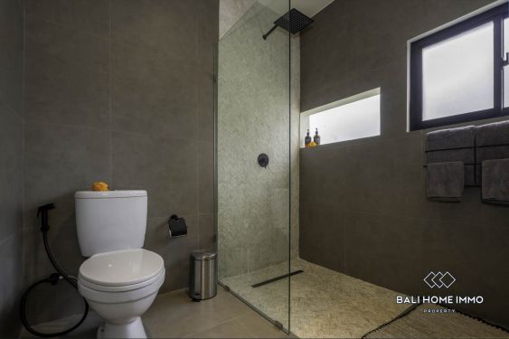 Image 18 from Villa de 2 chambres avec toit-terrasse et vue sur l'océan à vendre en location à Uluwatu