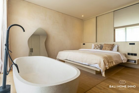 Image 14 from Villa 2 Kamar Tidur dengan pemandangan sawah Dijual di Bali Pererenan