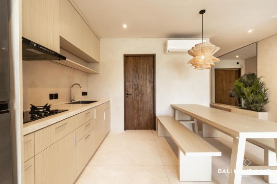 Image 8 from Villa 2 Kamar Tidur dengan pemandangan sawah Dijual di Bali Pererenan