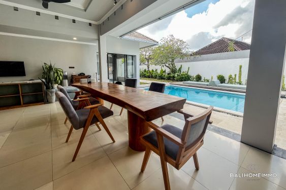 Image 7 from 2 Bedroom Villa with Spacious Garden for Rentals in Bali Seminyak