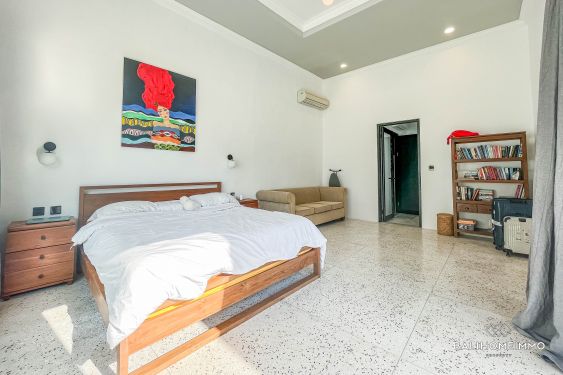 Image 12 from 2 Bedroom Villa with Spacious Garden for Rentals in Bali Seminyak