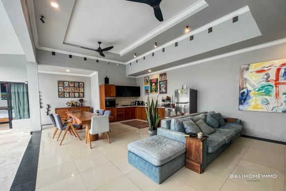 Image 9 from 2 Bedroom Villa with Spacious Garden for Rentals in Bali Seminyak