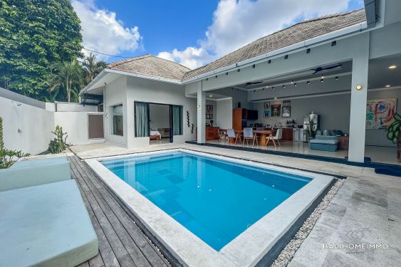 Image 2 from Vila 2 Kamar Tidur dengan Taman Luas Disewakan di Bali Seminyak