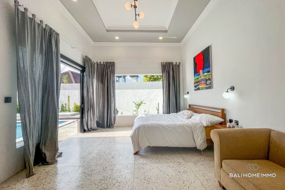 Image 13 from 2 Bedroom Villa with Spacious Garden for Rentals in Bali Seminyak