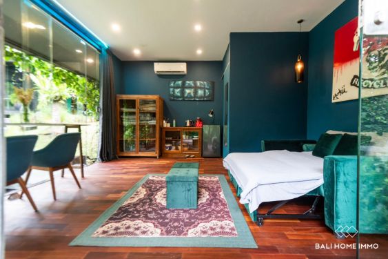Image 10 from Villa moderne de 2 chambres avec vue et jardin à vendre à Kedungu Bali