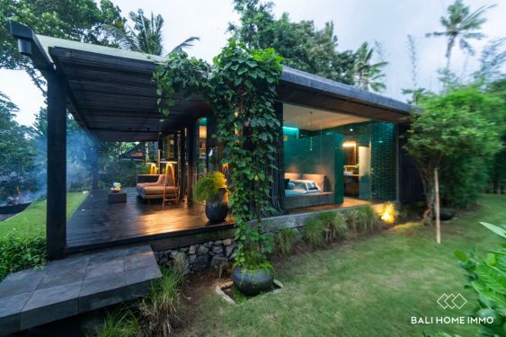 Image 15 from Villa moderne de 2 chambres avec vue et jardin à vendre à Kedungu Bali