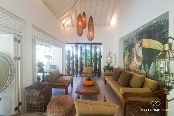 Image 4 from Maison de 2 chambres avec terrain supplémentaire à vendre à Tumbak Bayuh