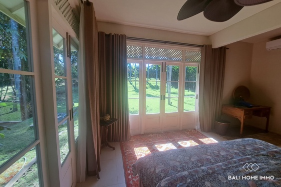 Image 10 from Maison de 2 chambres avec terrain supplémentaire à vendre à Tumbak Bayuh