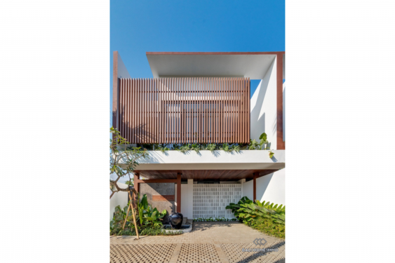Image 2 from Villa neuve de 3 chambres à vendre à Bali Pererenan Tumbak Bayuh