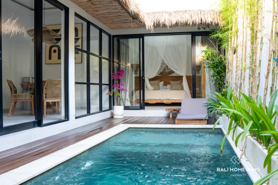Image 1 from 2 Bedrooms Tropical Villa for sale In Seminyak