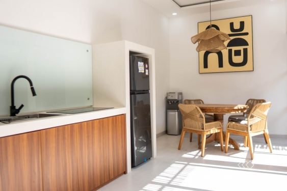 Image 5 from Vila Tropis 2 Kamar  Dijual di Seminyak