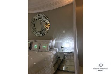 Image 13 from Deux villas mitoyennes, l'une de 4 chambres et l'autre de 3 chambres, sont à vendre à Berawa.