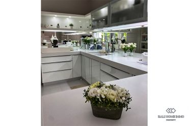 Image 4 from Deux villas mitoyennes, l'une de 4 chambres et l'autre de 3 chambres, sont à vendre à Berawa.