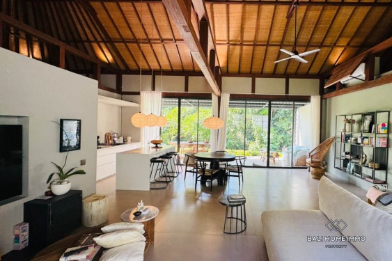 3 & 1 Bedroom Bundling Jungle View Villa For Sale in Ubud