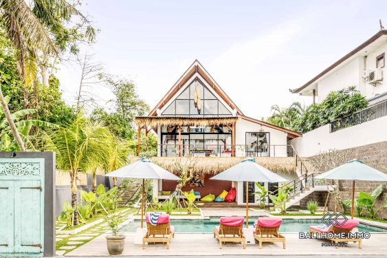 Image 3 from 3 + 1 Bedroom Villa with garden for Rent in Tanah Lot Bali