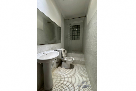 Image 18 from 3 Bedroom Apartment for Yearly Rental in Bali Kuta