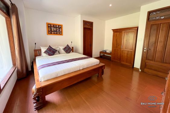 Image 14 from 3 Bedroom Balinese Tropical Villa in the Heart of Petitenget for Rent