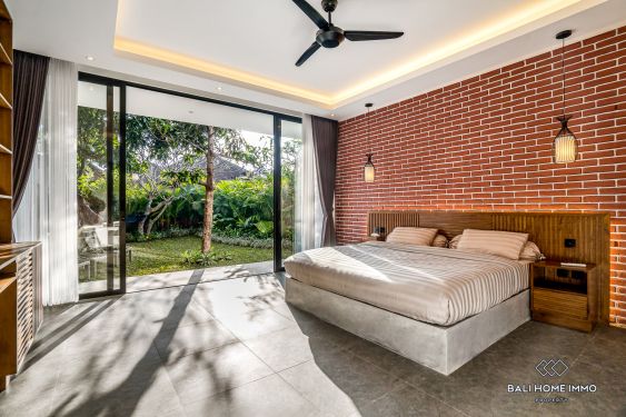 Image 10 from Villa Desainer 3 Kamar Dijual di Buduk