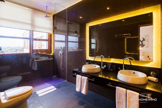 Image 12 from Apartemen Keluarga 3 Kamar All-inclusive Disewakan di Petitenget Bali