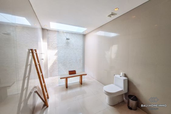 Image 13 from Villa Keluarga 3 Kamar Tidur Disewakan di Canggu Berawa