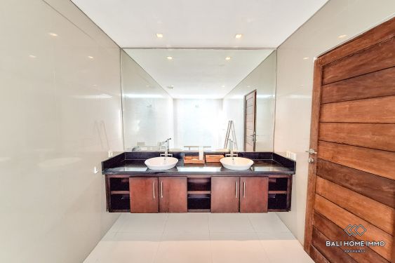 Image 14 from Villa Keluarga 3 Kamar Tidur Disewakan di Canggu Berawa