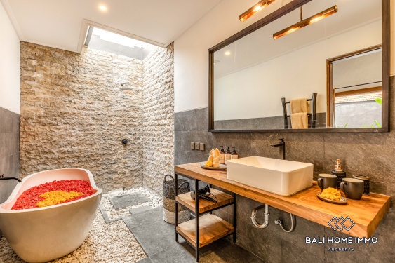 Image 15 from Villa Keluarga 3 Kamar Disewakan di Canggu Berawa