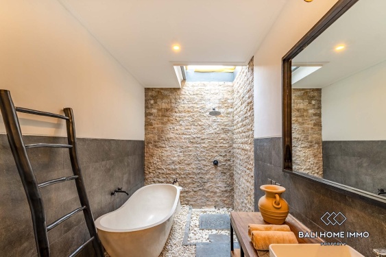 Image 16 from Villa Keluarga 3 Kamar Disewakan di Canggu Berawa