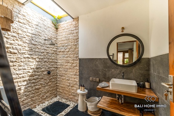 Image 12 from Villa Keluarga 3 Kamar Disewakan di Canggu Berawa