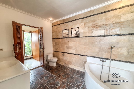 Image 11 from 3 Bedroom Family Villa For Rent in Umalas