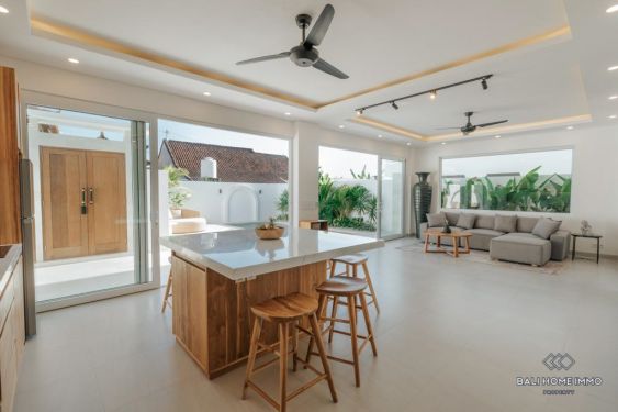 Image 6 from 3 Bedroom Villa + 1 office for sale in Padonan Canggu Bali