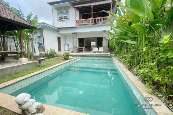 Image 1 from Villa familiale de 3 chambres à vendre à Umalas