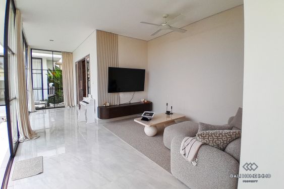 Image 3 from Villa Keluarga 3 Kamar Dijual Hak Sewa di Umalas