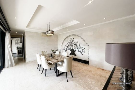 Image 7 from Villa Keluarga 3 Kamar dengan Taman Dijual dan Disewakan Bulanan di Berawa