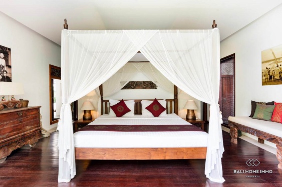 Image 9 from 3 bedroom family villa with garden for rent in berawa