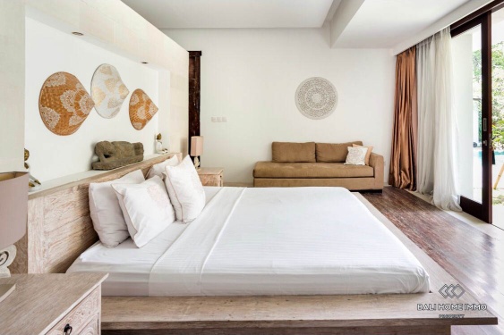 Image 16 from 3 bedroom family villa with garden for rent in berawa