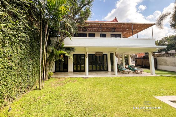 Image 3 from 3 Bedroom Family Villa with garden for rent in Umalas