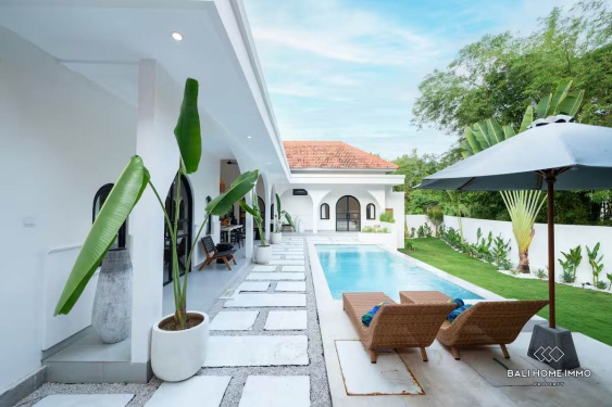 Image 15 from Villa Keluarga 3 Kamar bertaman Disewakan di Padang Linjong Canggu