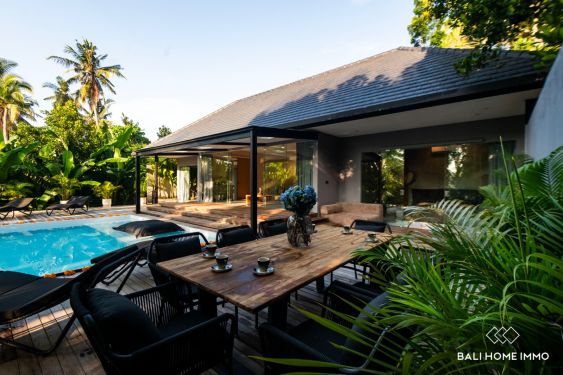 Image 3 from Villa Keluarga 3 kamar tidur dengan Taman untuk dijual sewa di Kedungu
