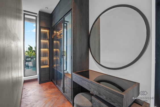 Image 17 from 3 Bedroom Family Villa with Garden for sale leasehold in Seseh Beachside