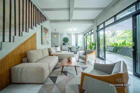 Image 5 from 4 bedroom industrial-style family home for sale in Padonan Canggu Bali