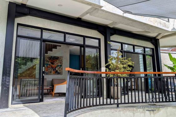 Image 4 from 4 bedroom industrial-style family home for sale in Padonan Canggu Bali