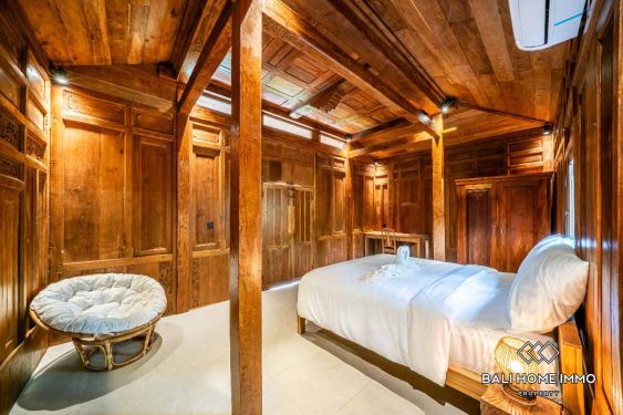 Image 8 from Villa de style Joglo de 3 chambres à louer à Babakan Canggu