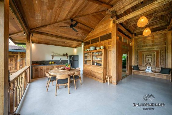 Image 4 from Villa de style Joglo de 3 chambres à louer à Babakan Canggu