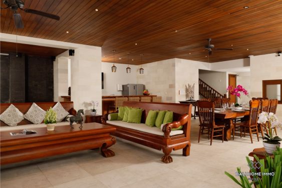 Image 3 from Villa de luxe de 3 chambres à vendre en location à Canggu shortcut Bali