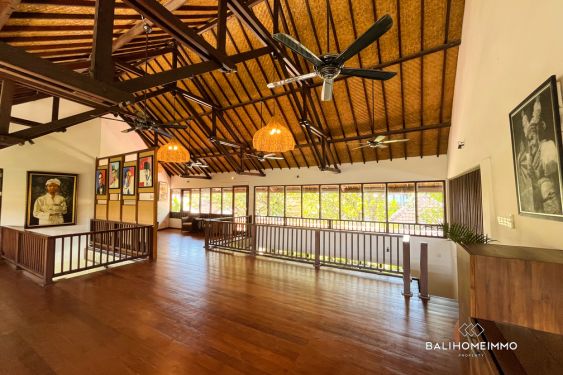 Image 2 from Villa moderne de style balinais de 3 chambres au cœur de Seminyak à louer au mois