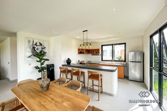 Image 2 from 3 Bedroom Modern Family Villa for Rent in Canggu Berawa