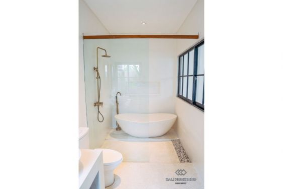 Image 19 from Villa moderne et minimaliste de 3 chambres à vendre et à louer à Balangan