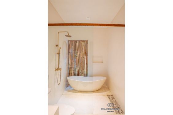 Image 17 from Villa moderne et minimaliste de 3 chambres à vendre et à louer à Balangan