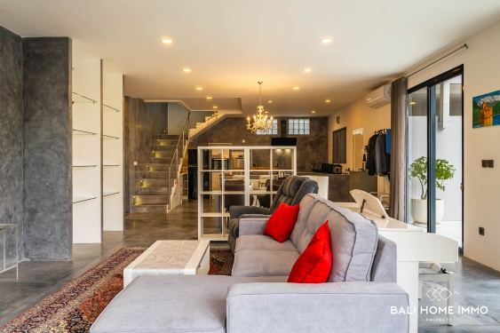 Image 8 from Villa Modern 3 kamar dijual hak milik berpemandanga sawah di Babakan Canggu